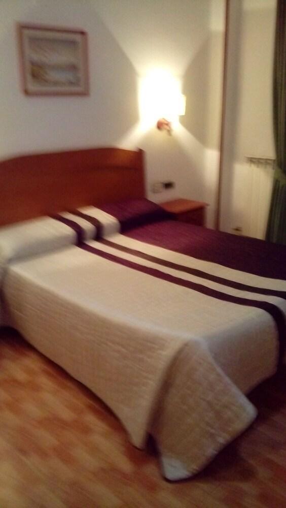 Hotel Elena Maria Granada Kültér fotó