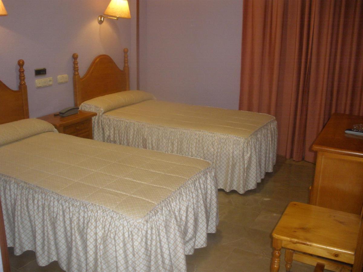 Hotel Elena Maria Granada Szoba fotó