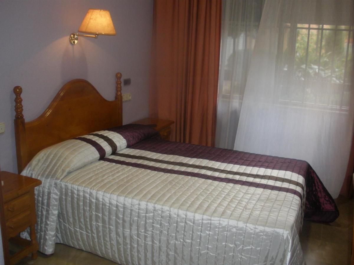 Hotel Elena Maria Granada Szoba fotó